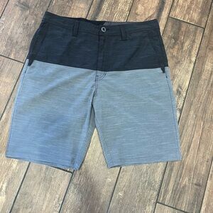 Men's Volcom Black and Gray Shorts size 34